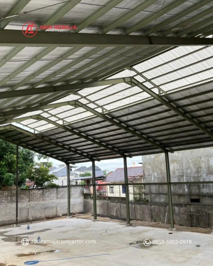 proyek konstruksi baja