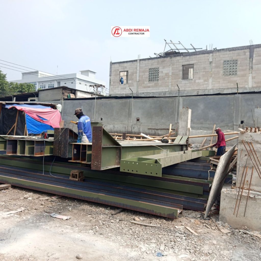proyek konstruksi gudang