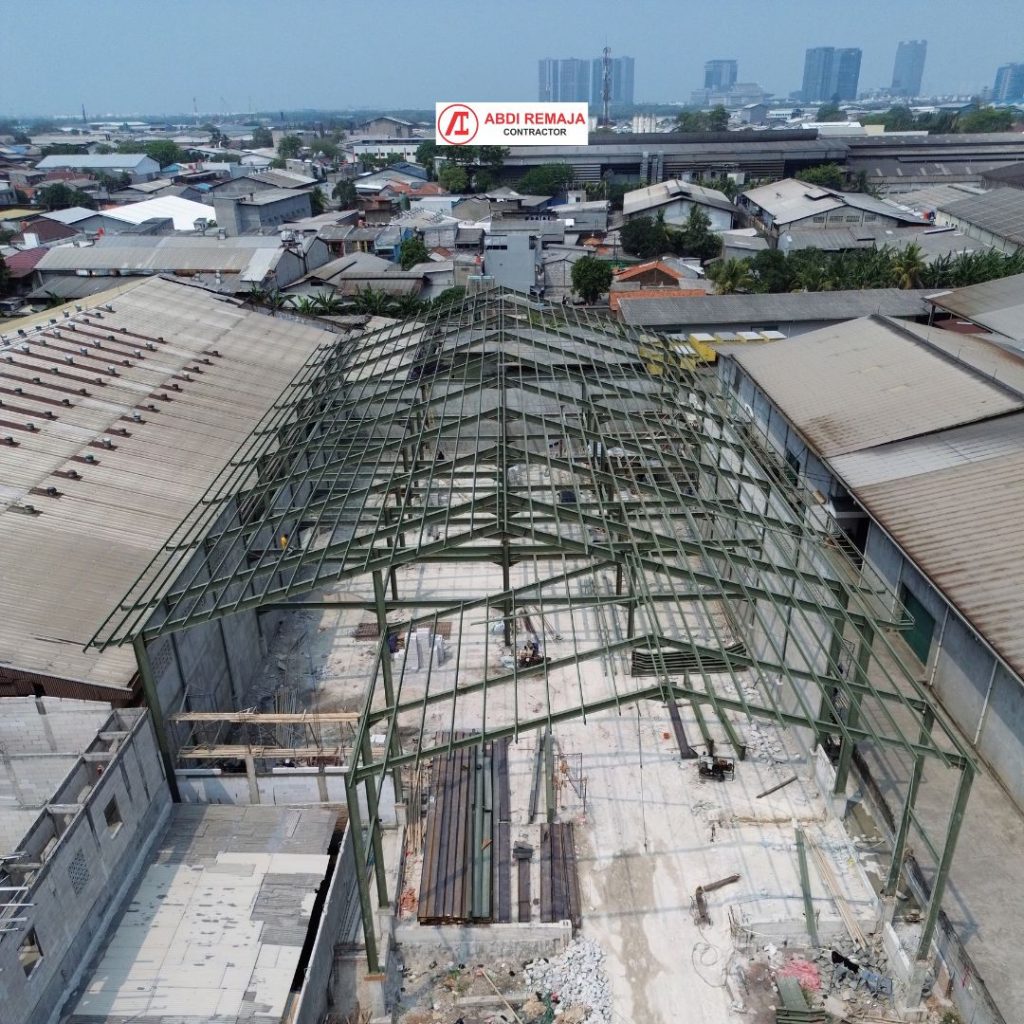 proyek pembangunan gudang
